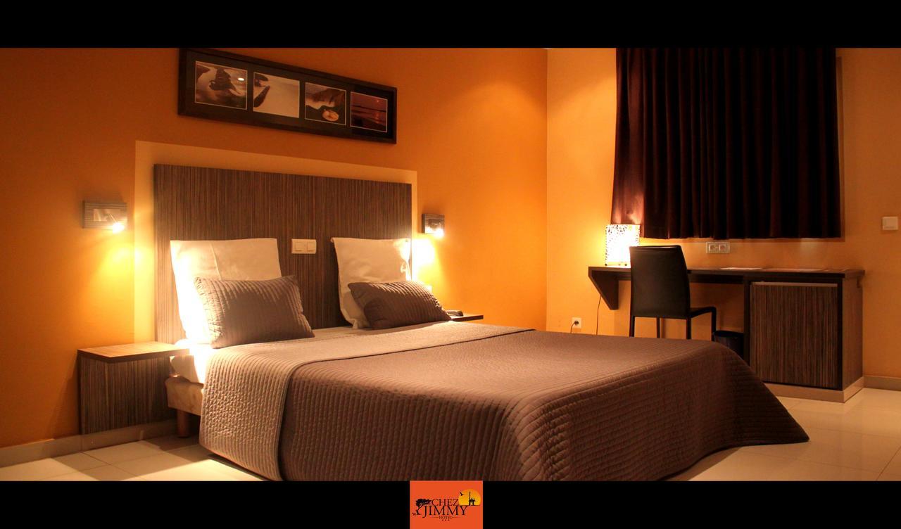 Hotel Chez Jimmy Port-Gentil Bagian luar foto