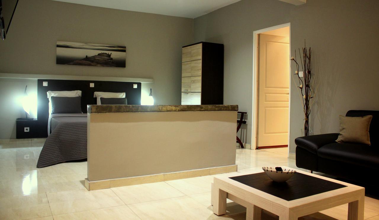 Hotel Chez Jimmy Port-Gentil Bagian luar foto