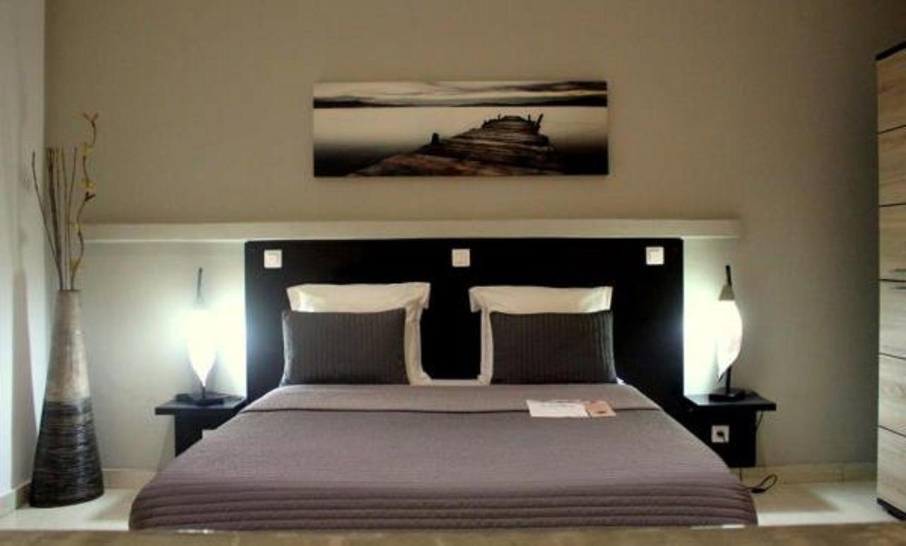 Hotel Chez Jimmy Port-Gentil Bagian luar foto