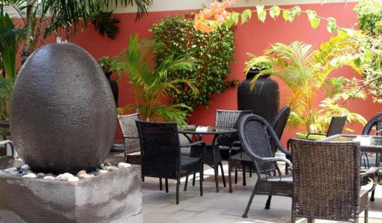 Hotel Chez Jimmy Port-Gentil Bagian luar foto